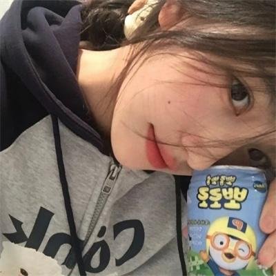 幸运的奶奶 海报